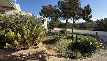 Resa estates ibiza for sale te koop villa huis zwembad san jose garden.jpeg